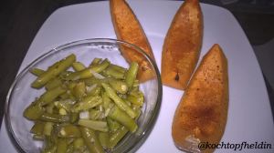 Kürbisspalten mit Bohnensalat